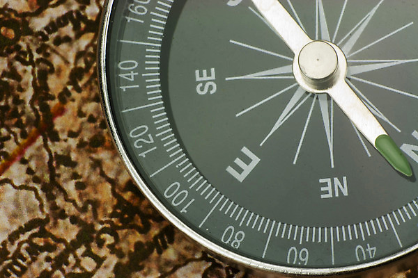 포토 JPG 해외이미지 종이 지구 여행 백그라운드 지도 항해 사람없음 세계 탐험 수확 골동품 기구 역사 황금 나침반 방향 복고 북쪽 네비게이션 발견 그런지 옛날 지리 해외202004 해외포토 농업 배_교통 파일형식 이미지허브