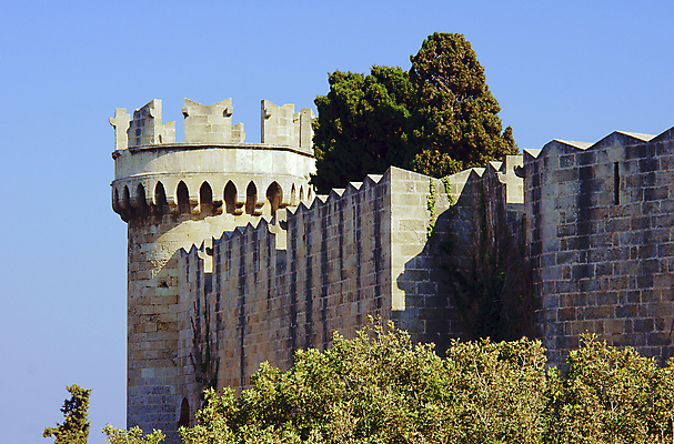 포토 JPG 해외이미지 나무 종교 벽 섬 건축양식 하늘 사람없음 탑 바위 중세 그리스 질서 천연기념물 해외202004 해외포토 식물 건축물 건축 유럽 돌_바위 예절 역사 파일형식 이미지허브