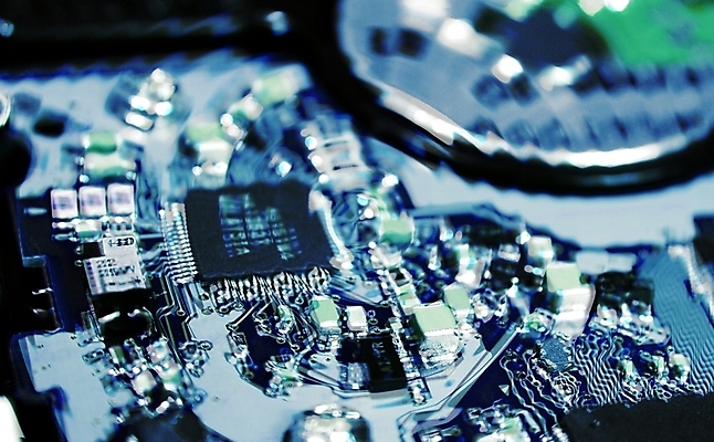 포토 JPG 해외이미지 산업 인터넷 통신 부분 추상 실내 사람없음 내부 파란색 전자제품 빛 컴퓨터 디지털 자료 장비 정보 네트워크 액체 엔지니어 떨어짐 연결 인쇄 묘사 신호 순환 시스템 공학 소통 블러 프로세서 효과 해외202004 해외포토 교육 컬러 컨셉 무늬 모션 기술자 파일형식 이미지허브