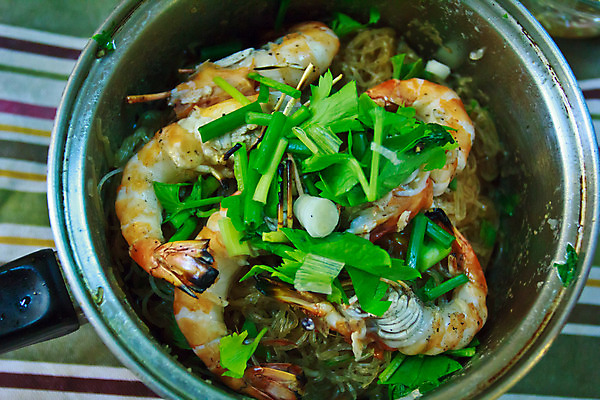 포토 JPG 해외이미지 음식 태국 새우 중국문화 요리 사람없음 식사 저녁식사 면 개울 굽기 해산물 캐서롤 해외202004 해외포토 동양문화 아시아 외국문화 갑각류 강 용기_그릇 구이 파일형식 이미지허브