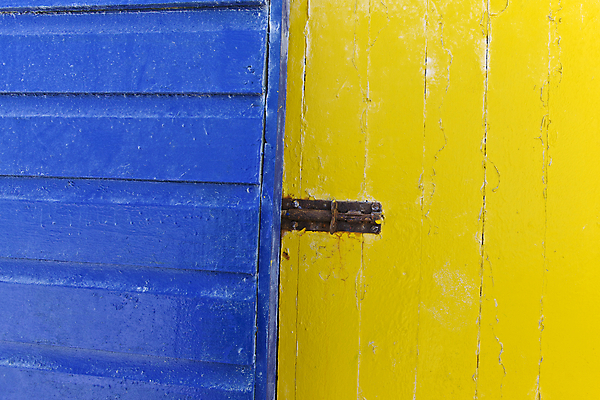 포토 JPG 해외이미지 바다 상징 백그라운드 건축양식 날씨 휴가 주택 자물쇠 해변 사람없음 야외 목재 파란색 컬러풀 노란색 페인트 골동품 그리기 변화 닫기 오두막 질감 잠금 각도 타운 헛간 남쪽 옛날 케이프타운 해외202004 해외포토 나무 건축 컬러 컨셉 재료 모션 건물 도시 방향 보안 저장고 남아프리카공화국 파일형식 이미지허브