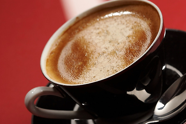 포토 JPG 해외이미지 접시 행복 커피 음료 백그라운드 2 아침 휴식 주택 사람없음 컵 빨간색 귀여움 숟가락 검은색 거품 카페 에너지 머그컵 시간 뜨거움 액체 티스푼 컵받침 에스프레소 단절 순간 정물화 필터 해외202004 해외포토 주간 식기 감정 컬러 컨셉 수저 건물 상점 받침대 그림 파일형식 이미지허브