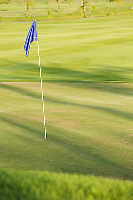 포토 JPG 해외이미지 나무 라이프스타일 계절 공원 스포츠 백그라운드 밭 골프 자연 놀이 하늘 휴가 풍경 잔디 취미 사람없음 야외 빨간색 초록색 여름 컬러풀 우주 맑음 봄 게임 흰색 시골 깃발 구멍 숲 강의 땅 클럽 싱글 장면 넣기 페어웨이 해외202004 해외포토 식물 공공시설 컬러 농업 모션 날씨 생활 구기 생태계 파일형식 이미지허브