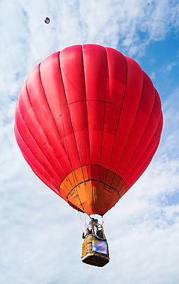 포토 JPG 해외이미지 주간 하늘 풍경 사람없음 야외 열기구 비행 해외202004 해외포토 자연요소 항공교통 파일형식 이미지허브
