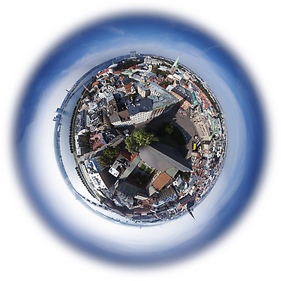 포토 JPG 해외이미지 외관 유럽 별 지구 여행 하늘 지붕 주택 안테나 파노라마 사람없음 건물 파란색 빛 강 도시풍경 세계 지구본 교회 우주 탑 행성 미니어처 도시 원형 센터 도심 작음 정사각형 타운 스카이라인 라트비아 리가 미니 여의주 옛날 해외202004 해외포토 자연요소 도형 건축물 나라 컬러 통신 종교건축 촬영기법 북유럽 풍경 모형 크기 파일형식 이미지허브