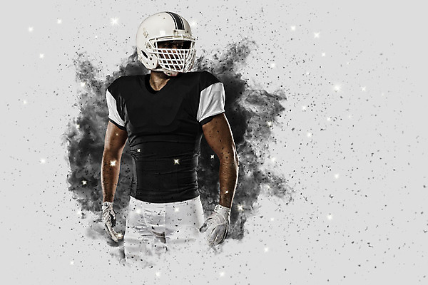 포토 JPG 해외이미지 남자 스포츠 유니폼 공 한명 사람 운동복 미식축구 축구 미국 헬멧 럭비공 미식축구선수 해외202004 해외포토 1 옷 북아메리카 운동선수 구기 보호장비 럭비용품 파일형식 이미지허브