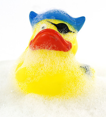 포토 JPG 해외이미지 어린이 분홍색 백그라운드 놀이 조류 오리 사람없음 물 파란색 장난감 노란색 목욕 거품 흰색 클래식 씻기 당구 부리 비누 고무 걸음마 고립 아크릴 해외202004 해외포토 자연요소 동물 컬러 컨셉 모션 재질 사람 위생용품 구기 청결 파일형식 이미지허브