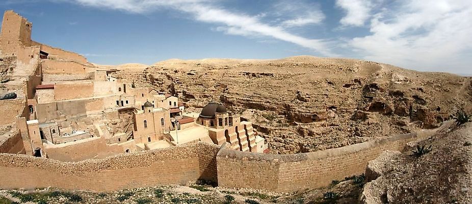 포토 JPG 해외이미지 전통 기독교 사람없음 성경 사막 동굴 땅 승려 신성 수도원 이스라엘 팔레스타인 해외202004 해외포토 종교 중동 종교용품 성직자 서아시아 파일형식 이미지허브