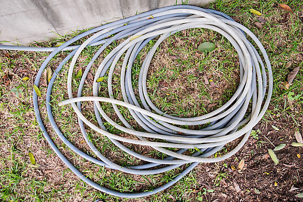 포토 JPG 해외이미지 사람없음 튜브 고무 흙더미 해외202004 해외포토 흙 파일형식 더미 이미지허브