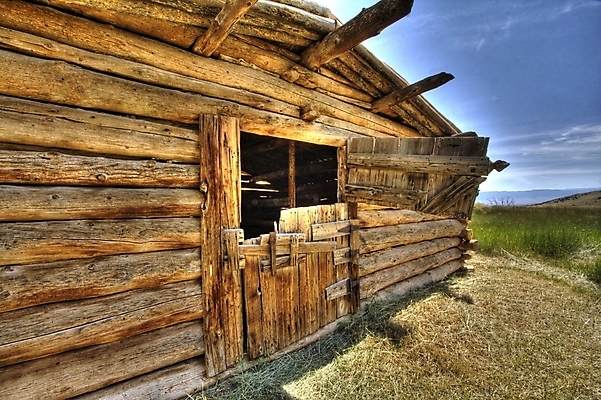 포토 JPG 해외이미지 건축양식 날씨 풍경 사람없음 야외 건물 목재 초록색 농장 문 사진촬영 수확 골동품 시골 역사 버리기 폐허 통나무 수납 멀리 헛간 외양간 깨짐 서쪽 썩음 옛날 판잣집 해외202004 해외포토 나무 건축물 건축 컬러 컨셉 농업 재료 모션 주택 촬영 방향 저장고 파일형식 이미지허브