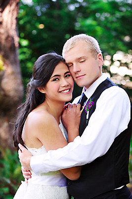 포토 JPG 해외이미지 백인 커플 드레스 여자 남자 행복 결혼 2 관계 태국 결혼식 키스 함께함 사랑 서기 동양인 야외 두명 기쁨 흰색 잡기 조끼 가운 다인종 혼혈 해외202004 해외포토 서양인 옷 감정 아시아 컬러 컨셉 모션 사람 인종 이벤트 외투 애정표현 다문화 파일형식 이미지허브