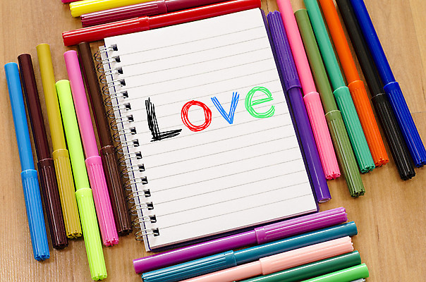 포토 JPG 해외이미지 학생 디자인 알파벳 교육 분홍색 조각 백그라운드 컨셉 오렌지 학교 사랑 미술 사람없음 목재 빨간색 초록색 파란색 컬러풀 갈색 노란색 페인트 유치원 장비 표현 퍼즐 그리기 그룹 메시지 팔레트 스케치 편지 다발 오브젝트 그림 크레파스 스펙트럼 줄서기 파스텔톤 해외202004 해외포토 나무 영어 감정 컬러 과일 재료 모션 문화예술 학용품 파일형식 이미지허브