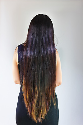 포토 JPG 해외이미지 여자 건조 건강 한명 검은색 손상 돌봄 해외202004 해외포토 1 컬러 컨셉 모션 사람 파일형식 이미지허브