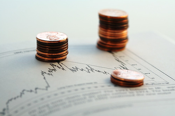 포토 JPG 해외이미지 안경 돈 비즈니스 그래프 사람없음 금융 동전 거래 시장 구매 주식 예측 분석 무역 보안 투자 관심 매각 수입 페니 유대감 해외202004 해외포토 잡화 산업 컨셉 안전 경제 쇼핑 재산 파일형식 이미지허브