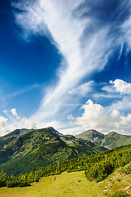 포토 JPG 해외이미지 식물 구름 공원 유럽 호수 여행 자연 하늘 산 파노라마 풍경 사람없음 야외 초록색 물 여름 파란색 컬러풀 반사 환경 하이킹 연못 정상 순수 언덕 알프스 루마니아 절정 트란실바니아 디테일 해외202004 해외포토 자연요소 계절 공공시설 나라 컬러 컨셉 레저 촬영기법 생태계 파일형식 이미지허브