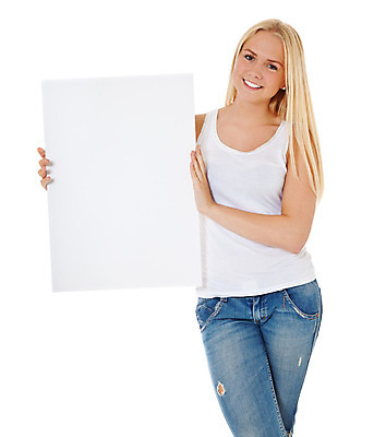 포토 JPG 해외이미지 백인 여자 유럽 백그라운드 청소년 한명 미소 성인 10대 청춘 금발 공백 흰색 사인 흰배경 긍정 승진 고립 해외202004 해외포토 서양인 1 헤어스타일 나라 컬러 컨셉 표정 사람 파일형식 이미지허브