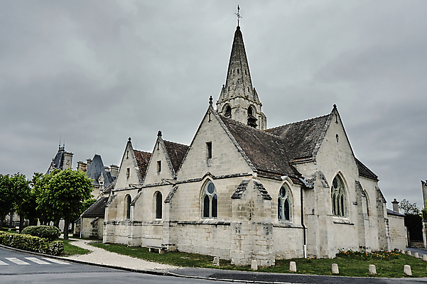 포토 JPG 해외이미지 나무 식물 유럽 벽 시계 십자가 건축양식 창문 자연 하늘 사람없음 건물 교회 탑 프랑스 도시 중세 샴페인 활 고딕 해외202004 해외포토 건축물 건축 나라 종교건축 주류 역사 생태계 파일형식 이미지허브