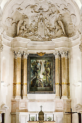 포토 JPG 해외이미지 유럽 종교 여행 건축양식 실내 미술 사람없음 건물 인테리어 교회 천주교 세계여행 포르투갈 바실리카 보호구역 서유럽 순례 신앙심 제단 해외202004 해외포토 건축물 디자인 건축 나라 종교건축 문화예술 내부 세계 구역 파일형식 이미지허브