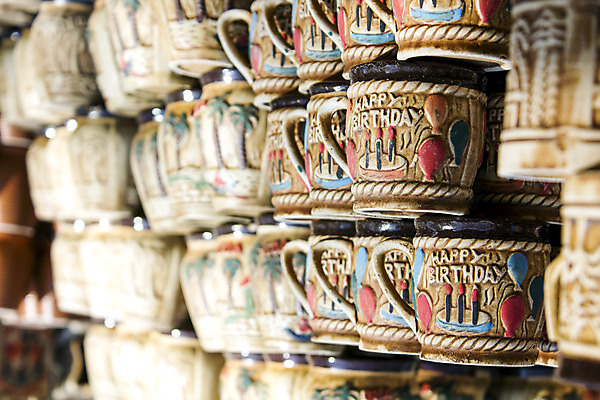 포토 JPG 해외이미지 전통 행복 문화 선 백그라운드 패턴 새로움 미술 사람없음 장식 컵 가로 초록색 세트 갈색 세일 쌓기 검은색 기구 시골 조끼 도자기 원형 생일 사발 의식 시장 원주민 냄비 작음 배열 오브젝트 준비 점토 공평 줄서기 핸드메이드 스타일 해외202004 해외포토 도형 식기 기념일 감정 컬러 컨셉 무늬 모션 문화예술 외투 사기그릇 아프리카인 솥 크기 파일형식 이미지허브