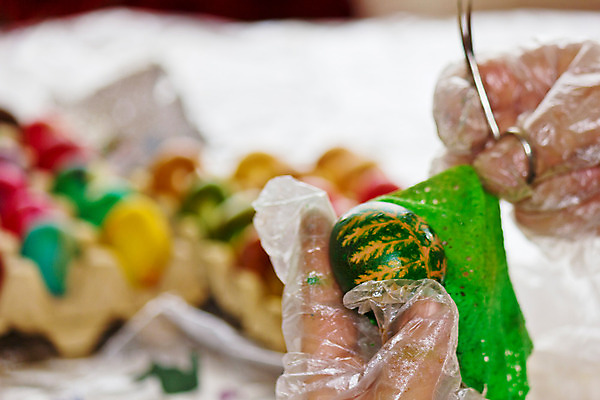 포토 JPG 해외이미지 전통 계절 종교 음식 휴가 부활절 사람없음 장식 빨간색 컬러풀 계란 축제 페인트 봄 축하 인사 그리기 심볼 염색 삶기 해외202004 해외포토 기념일 컬러 컨셉 모션 알 예절 파일형식 이미지허브