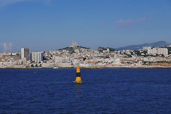 포토 JPG 해외이미지 영어 바다 섬 여행 자연 갈매기 등대 풍경 사람없음 여름 파란색 강 태양 마을 산책 폭포 산책로 하이킹 프랑스 보트 스페인 지중해 순환 페이지 포트 타운 통과 건너기 다도해 마르세유 코르시카 해외202004 해외포토 자연요소 문자 계절 유럽 길 컬러 배_교통 모션 조류 레저 휴식 도시 생태계 파일형식 이미지허브