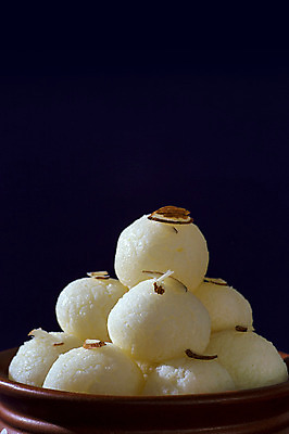 포토 JPG 해외이미지 디저트 사람없음 도자기 원형 사기그릇 인도음식 해외포토 도형 그릇 음식 동양음식 파일형식 이미지허브