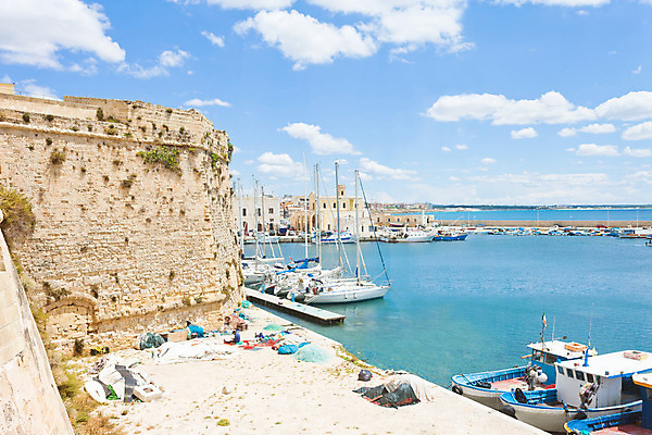 포토 JPG 해외이미지 전통 유럽 바다 여행 건축양식 낚시 휴가 주택 항해 사람없음 건물 항구 이탈리아 산책로 도시 만 보트 성 중세 역사 땅 지중해 폐허 해안도시 범선 포트 기념물 리빙 천연기념물 파멸 해외202004 해외포토 건축물 건축 나라 길 컨셉 배_교통 교통시설 레저 파일형식 소멸 이미지허브