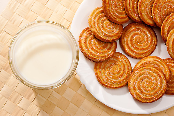 포토 JPG 해외이미지 음료 음식 디저트 건강 사람없음 쿠키 식사 우유 달콤 페스츄리 해외202004 해외포토 빵 유제품 맛 파일형식 이미지허브