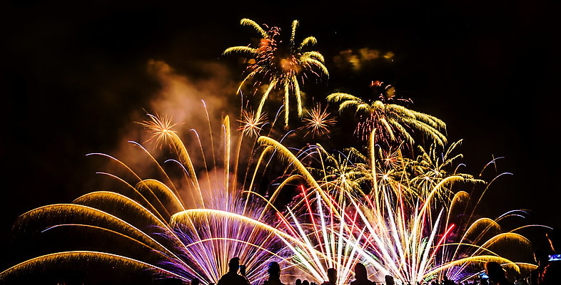 포토 JPG 해외이미지 행복 백그라운드 하늘 불 추상 휴가 불꽃 새로움 기념 이벤트 사람없음 빨간색 빛 컬러풀 파티 검은색 축제 어둠 자유 로켓 축하 4 야간 큼 폭발 연도 마법 7월 광 독립 해외202004 해외포토 자연요소 감정 컬러 컨셉 무늬 숫자 날짜 크기 파일형식 이미지허브