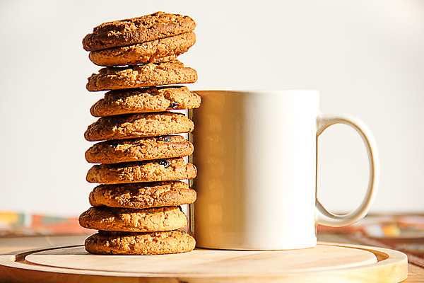 포토 JPG 해외이미지 음식 백그라운드 디저트 요리 사람없음 갈색 쿠키 과자 케이크 원형 달콤 맛 아침식사 굽기 내추럴 해외202004 해외포토 도형 컬러 컨셉 식사 구이 파일형식 이미지허브