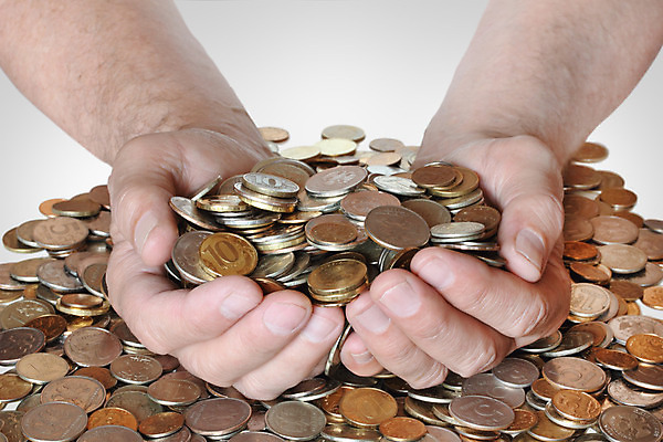 포토 JPG 해외이미지 손 컨셉 돈 비즈니스 손바닥 사람없음 금융 쌓기 금속 동전 저축 잡기 변화 재산 황금 구매 주식 투자 유지 대출 계좌 루블 센트 수입 자금 해외202004 해외포토 모션 재질 신체부위 경제 쇼핑 파일형식 이미지허브