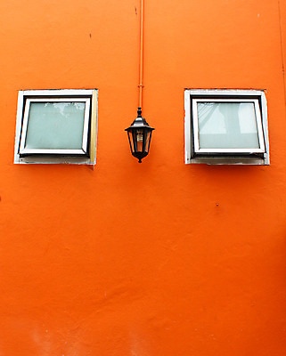 포토 JPG 해외이미지 디자인 외관 유럽 벽 백그라운드 오렌지 건축양식 창문 유리 거리 주택 미술 사람없음 야외 내부 건물 장식 빛 컬러풀 갈색 문 상점 페인트 이탈리아 수확 등불 도시 역사 로마 묘사 질감 복고 빛망울 옛날 파멸 스타일 해외202004 해외포토 건축물 건축 나라 컬러 컨셉 농업 과일 재질 문화예술 조명 파일형식 소멸 이미지허브