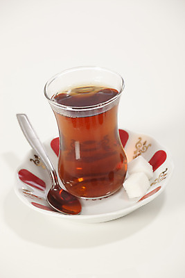 포토 JPG 해외이미지 전통 접시 음료 음식 유리 서브 이스탄불 경사 사람없음 갈색 숟가락 기쁨 흰색 뜨거움 투명 닫기 차 달콤 아침식사 혼합 크리스탈 설탕 상쾌 아로마 향 진홍색 칠면조 고립 단절 해외202004 튀르키예 해외포토 식기 감정 아시아 컬러 모션 재질 조류 수저 빨간색 식사 맛 광석 파일형식 이미지허브