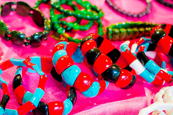 포토 JPG 해외이미지 디자인 목걸이 팔찌 사람없음 장식 유행 보석 심플 동쪽 터키석 스타일 해외202004 해외포토 장신구 광석 방향 파일형식 이미지허브