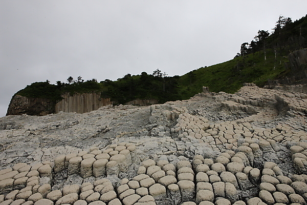 포토 JPG 해외이미지 아시아 벽 섬 여행 백그라운드 패턴 자연 벽돌 산 풍경 사람없음 야외 바위 황무지 가장자리 닫기 오브젝트 질감 러시아 장면 지역 사암 내추럴 지질학 현무암 해외202004 해외포토 교육 유럽 나라 무늬 모션 돌_바위 둘레 생태계 화산암 파일형식 이미지허브