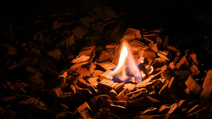 포토 JPG 해외이미지 실내 따뜻함 사람없음 빛 어둠 모닥불 해외202004 해외포토 불 내부 파일형식 이미지허브