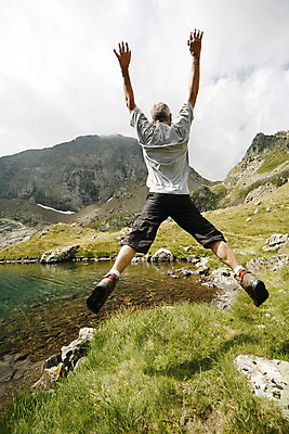 포토 JPG 해외이미지 공원 여자 남자 행복 스포츠 자연 산 풍경 성인 사람없음 야외 하이킹 해외202004 해외포토 공공시설 감정 레저 사람 생태계 파일형식 이미지허브