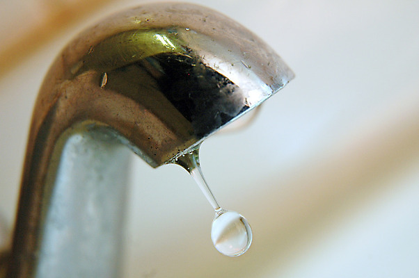 포토 JPG 해외이미지 음료 사람없음 물 젖음 마시기 물방울 신선 액체 떨어짐 시원함 갈증 순수 해외202004 해외포토 자연요소 컨셉 모션 파일형식 이미지허브