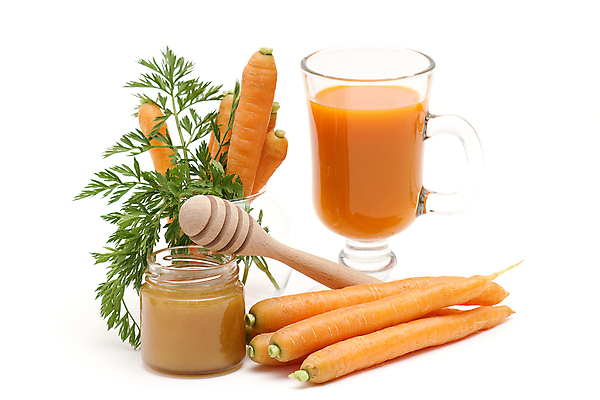 포토 JPG 해외이미지 유리병 잔 실내 사람없음 당근 흰배경 꿀 건강식 당근주스 허니디퍼 디톡스 해외202004 해외포토 식기 음식 백그라운드 병_용기 뿌리채소 건강 내부 흰색 도구 야채주스 파일형식 이미지허브