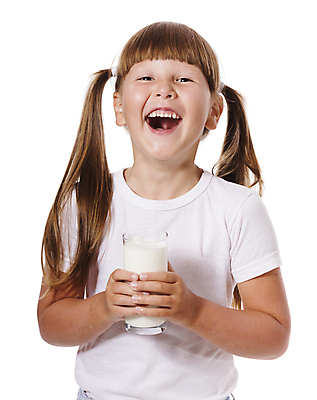 포토 JPG 해외이미지 백인 1 라이프스타일 손 웰빙 응시 행복 얼굴 음료 어린이 음식 유리 건강 한명 미소 소녀 금발 갈색 머리 기쁨 우유 에너지 마시기 흰색 신선 잡기 투명 액체 아침식사 상품 갈증 상쾌 고립 해외202004 해외포토 서양인 헤어스타일 시선 여자 감정 컬러 모션 재질 유제품 표정 사람 생활 신체부위 식사 파일형식 이미지허브