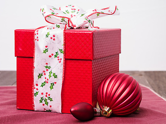 포토 JPG 해외이미지 계절 크리스마스 겨울 공 휴가 선물 사람없음 장식 빨간색 산타클로스 장식볼 12월 주기 해외202004 해외포토 기념일 컬러 모션 날짜 파일형식 이미지허브