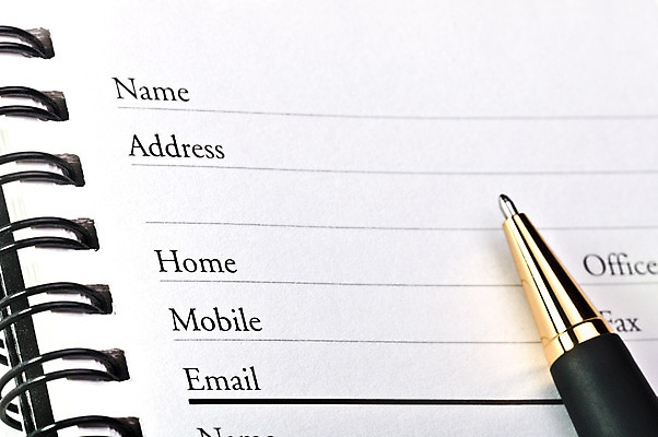 포토 JPG 해외이미지 종이 선 모바일 잉크 주택 사람없음 책 스마트폰 펜 볼펜 자료 정보 이메일 플라스틱 전화기 주소 데이터베이스 해외202004 해외포토 재질 건물 핸드폰 스마트기기 필기구 파일형식 이미지허브