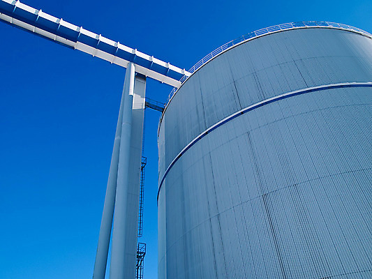 포토 JPG 해외이미지 식물 외관 산업 과학 비즈니스 공장 하늘 사람없음 건물 경제 글로벌 환경 힘 업무 재산 제조 컨테이너 시설 탱크 수납 무거움 공학 개발 화학물질 해외202004 해외포토 건축물 교육 공업 금융 작업 화학 무게 파일형식 이미지허브