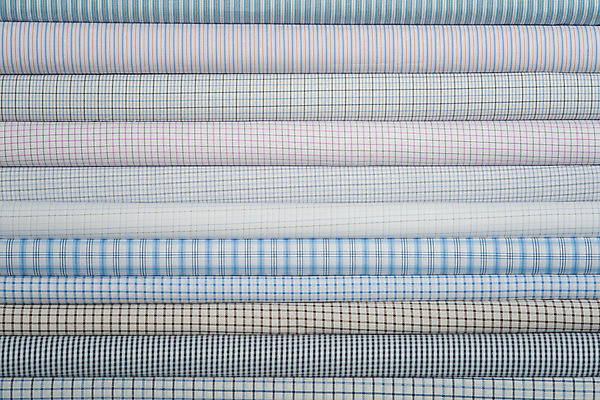 포토 JPG 해외이미지 디자인 산업 가구 백그라운드 패턴 추상 주택 사람없음 내부 장식 빨간색 컬러풀 유행 견본 카펫 덮개 직물 면 커튼 선택 묘사 질감 섬유 해외202004 해외포토 컬러 생활용품 컨셉 무늬 건물 뚜껑 파일형식 이미지허브