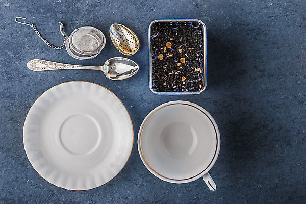 포토 JPG 해외이미지 그릇 식기 접시 디자인 음료 백그라운드 잎 요리 사람없음 컵 가로 파란색 세트 금속 숟가락 검은색 회색 수확 바위 흰색 도자기 황금 차 준비 안심 백자 옛날 해외202004 해외포토 식물 컬러 농업 재질 수저 육류 돌_바위 파일형식 이미지허브