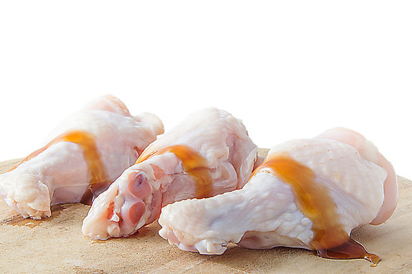 포토 JPG 해외이미지 동물 접시 음식 백그라운드 재료 조류 건강 육류 요리 사람없음 주방 식사 저녁식사 치킨 흰색 신선 그룹 상추 자르기 배열 먹기 피부 날것 고립 구역 단백질 생식 암탉 많음 해외202004 해외포토 식기 컬러 컨셉 채소 식재료 모션 신체부위 닭 암컷 닭고기요리 영양소 파일형식 이미지허브