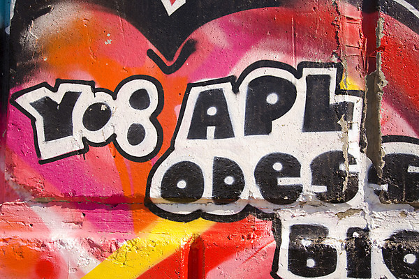 포토 JPG 해외이미지 디자인 선 백그라운드 컨셉 추상 미술 사람없음 빨간색 초록색 흰색 도시 그래피티 그림 질감 스타일 해외202004 해외포토 컬러 무늬 문화예술 낙서 파일형식 이미지허브