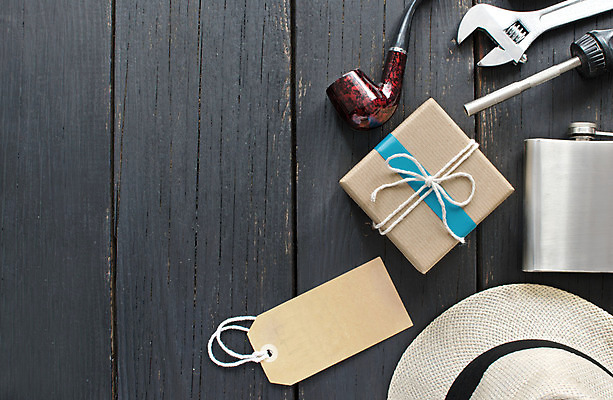 포토 JPG 해외이미지 행복 백그라운드 크리스마스 선물 사람없음 목재 상자 꼬리표 라벨 우주 공백 도구 생일 아빠 카피스페이스 해외202004 해외포토 나무 기념일 감정 재료 가족 프레임 파일형식 이미지허브