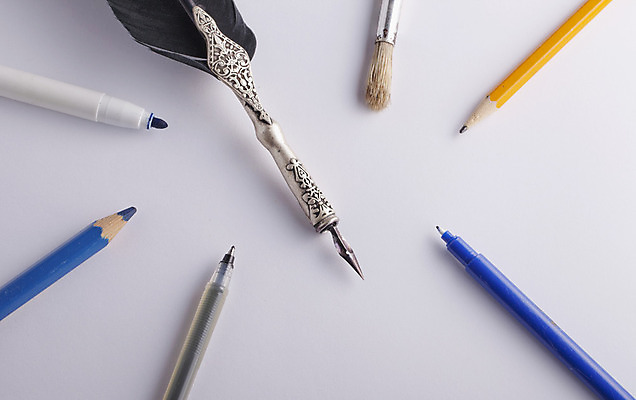 포토 JPG 해외이미지 학생 디자인 교육 종이 백그라운드 교실 학교 상상 탁자 수업 문구용품 수채화 자 미술 사람없음 책 스터디 컬러풀 사무실 연필 펜 공책 페인트 장비 흰색 공구 기록 붓 그리기 그림 크레파스 페인트붓 초보 해외202004 해외포토 컬러 가구 비즈니스 모션 문화예술 학용품 학습 필기구 도구 오브젝트 파일형식 이미지허브