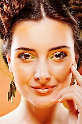 포토 JPG 해외이미지 백인 1 여자 컨셉 휴식 창조 한명 사람 성인 빨간색 햇빛 노란색 가을 우아함 만족 개성 유일 해외202004 해외포토 서양인 계절 감정 컬러 태양 파일형식 이미지허브